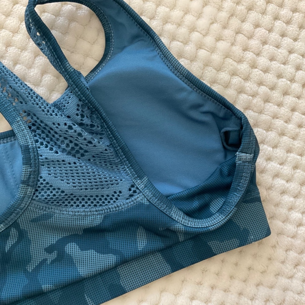 Zyia Active Blue Camo Racerback Sports Bra - Size Small - Picture 3 of 10
